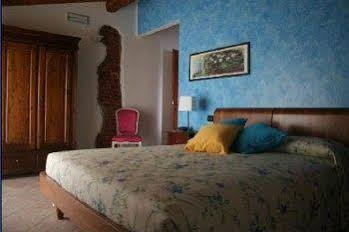 La Cascina Di Alice Bed & Breakfast Castiglione Delle Stiviere Luaran gambar