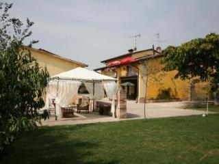 La Cascina Di Alice Bed & Breakfast Castiglione Delle Stiviere Luaran gambar