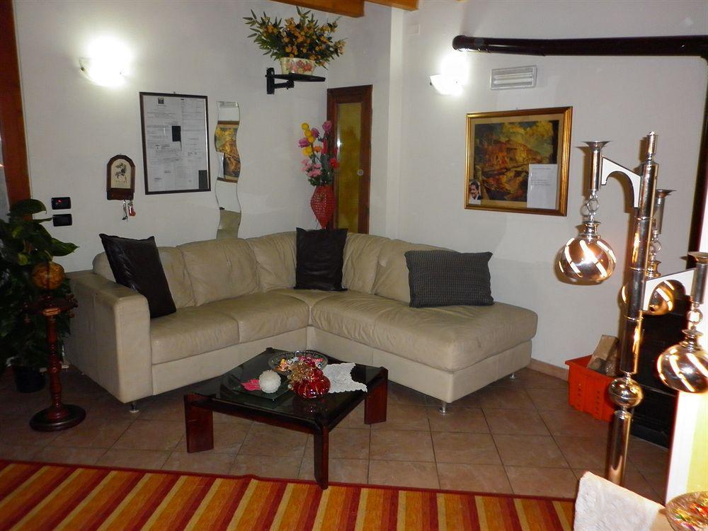 La Cascina Di Alice Bed & Breakfast Castiglione Delle Stiviere Luaran gambar