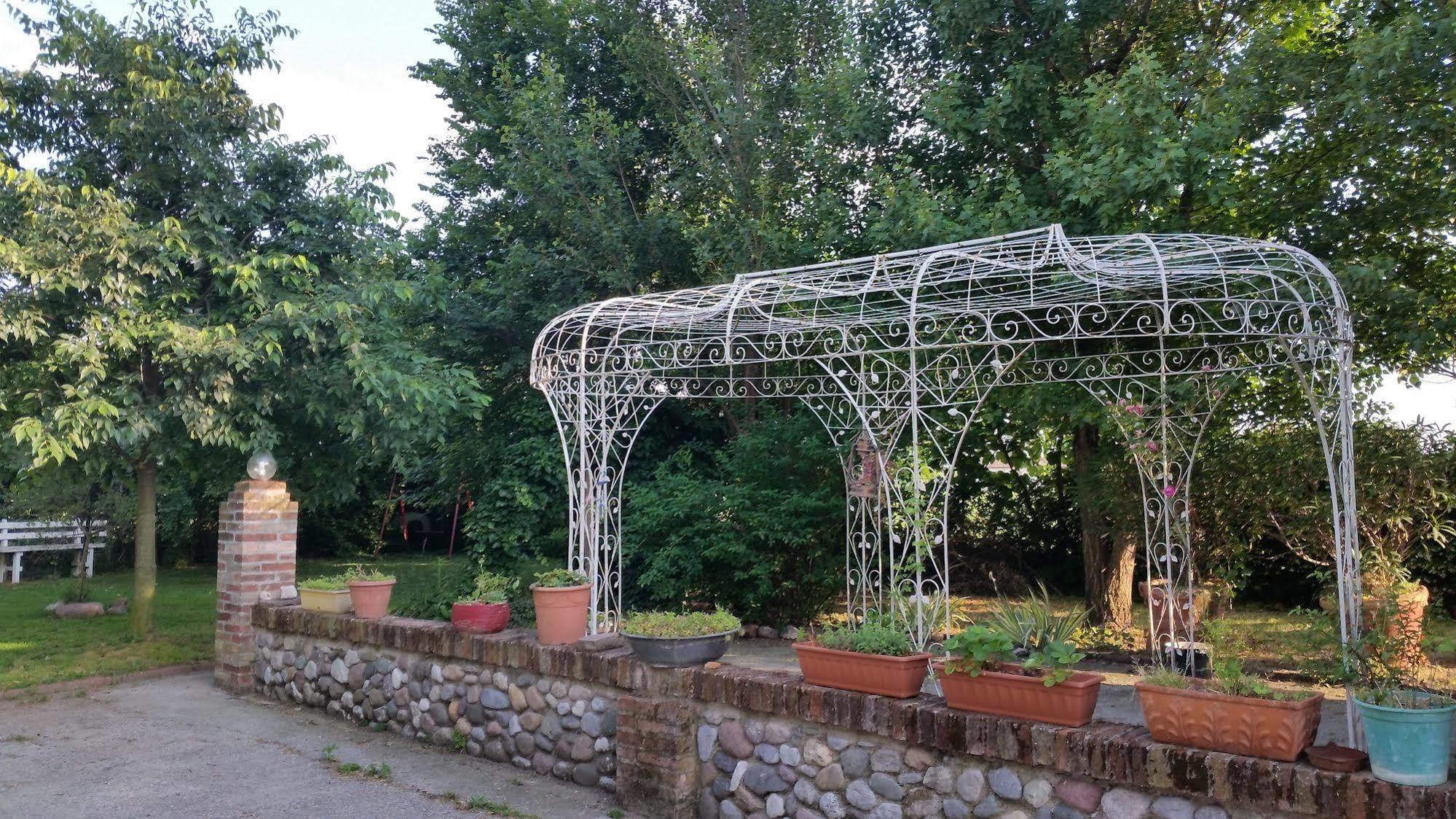 La Cascina Di Alice Bed & Breakfast Castiglione Delle Stiviere Luaran gambar